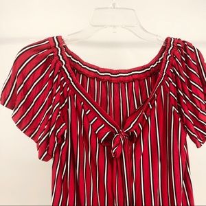 LOFT LADIES SHIRT BLACK RED STRIPED SHORT SLEEVE MEDIUM PETITE